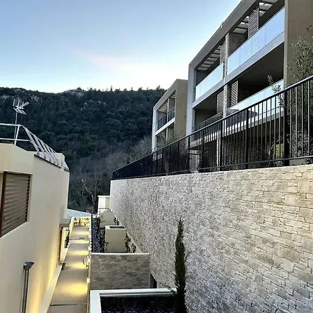 Le Lily - T2 Neuf Vue Mer Èze Exterior foto